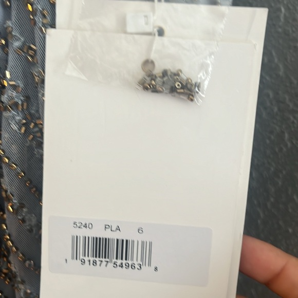 MAC DUGGAL Long Sleeve Beaded Column Gown 5240 NWT - Picture 14 of 17